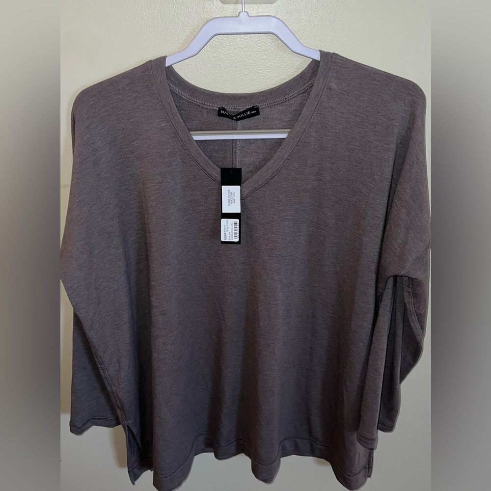 nwt nally and millie top in size l/xl